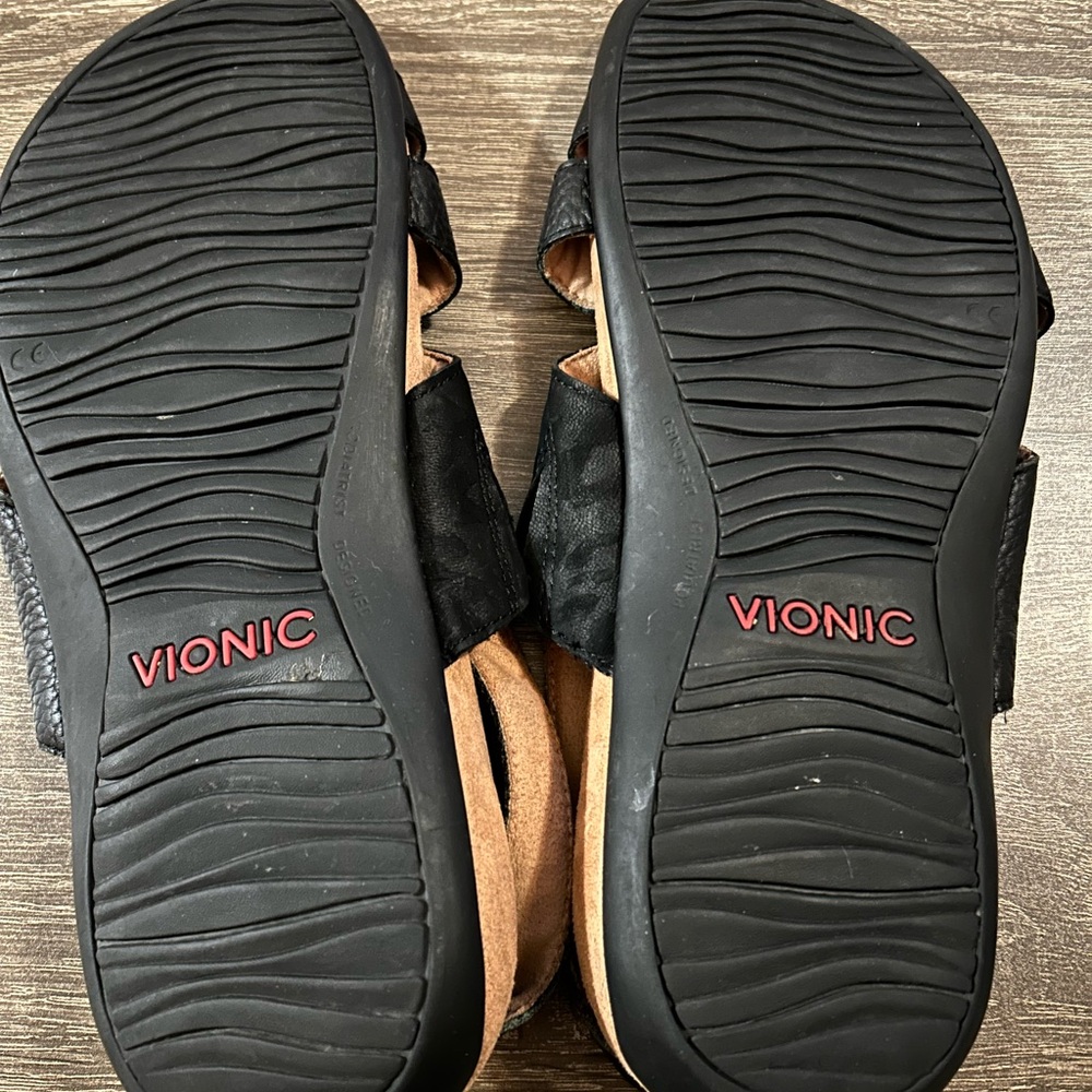 Vionic Eira Backstrap Sandal Black Leather Comfor… - image 3